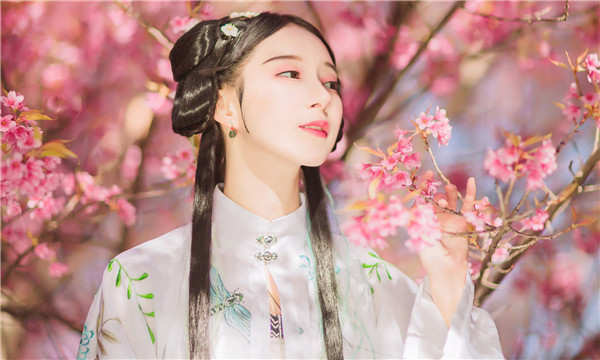 新乐供卵试管婴儿：助您实现家庭梦想的科学方案